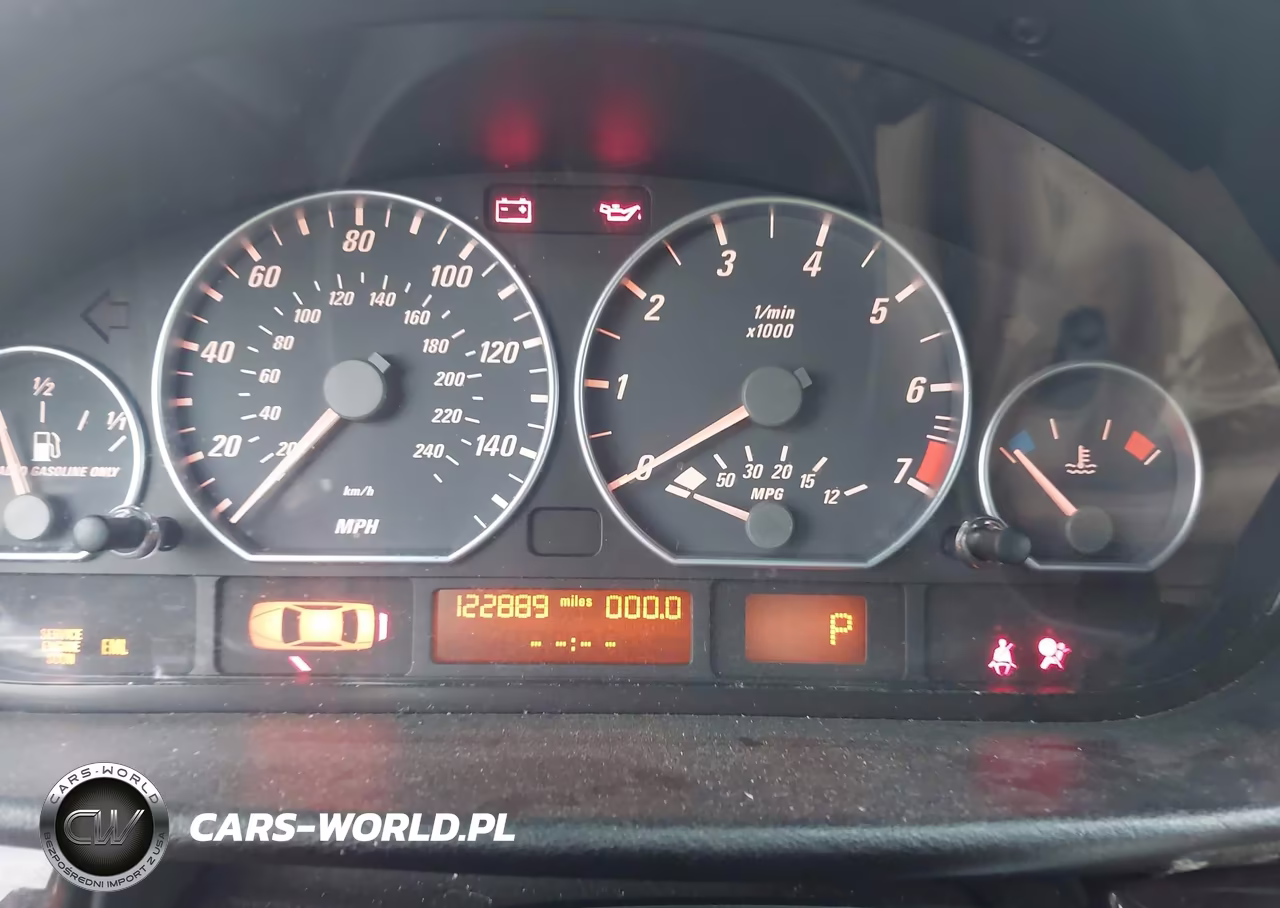 2005 BMW 330Ci VIN:WBABW53405PL53370 - 7