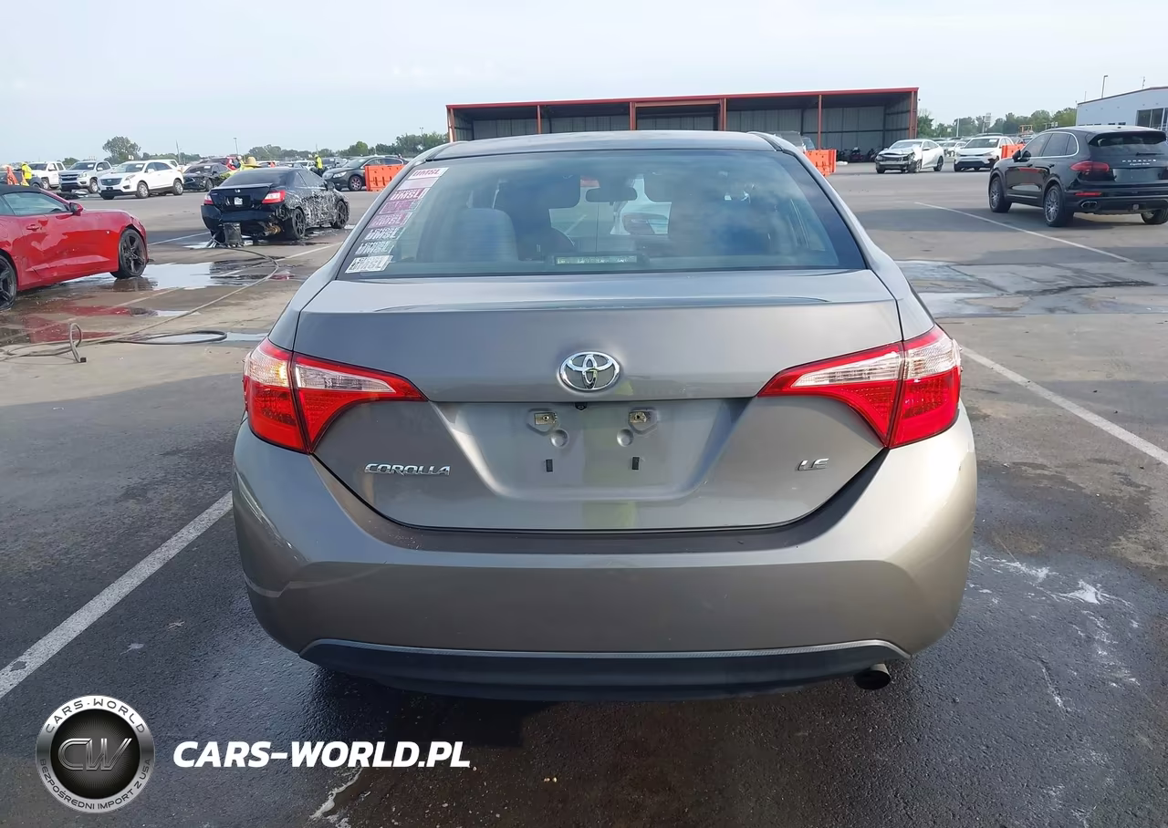 2017 Toyota Corolla Le VIN:5YFBURHE5HP657816 - 16