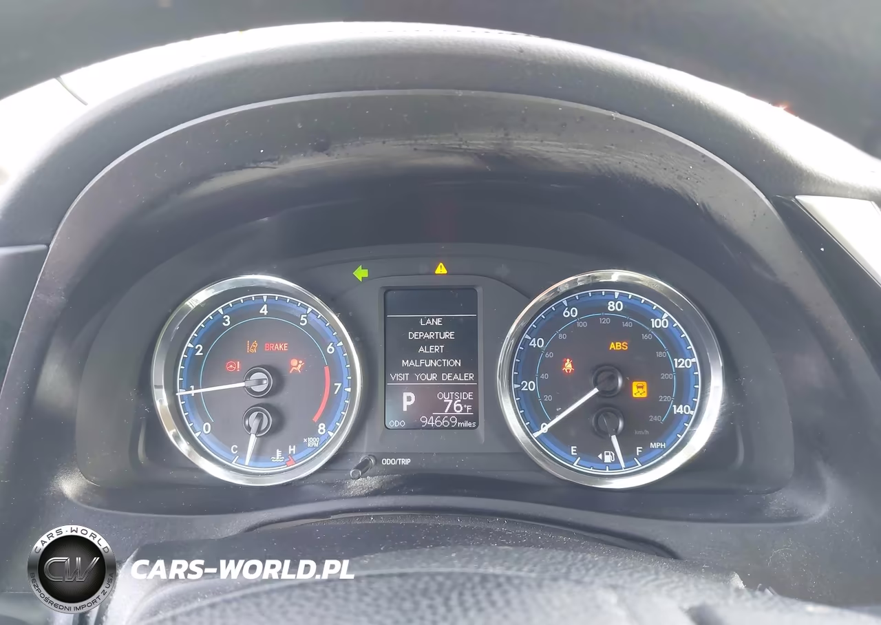 2017 Toyota Corolla Le VIN:5YFBURHE5HP657816 - 7