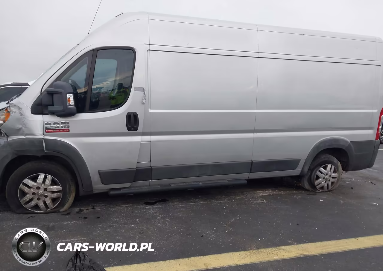 2015 Ram Promaster 2500 High Roof VIN:3C6TRVDG9FE513813 - 14