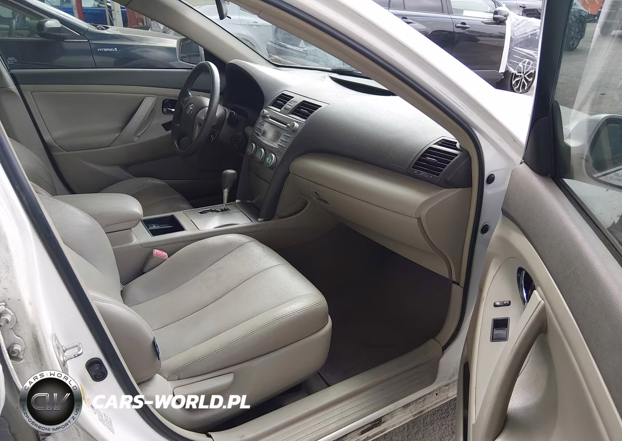 2009 Toyota Camry Le VIN:4T4BE46K49R048232 - 5