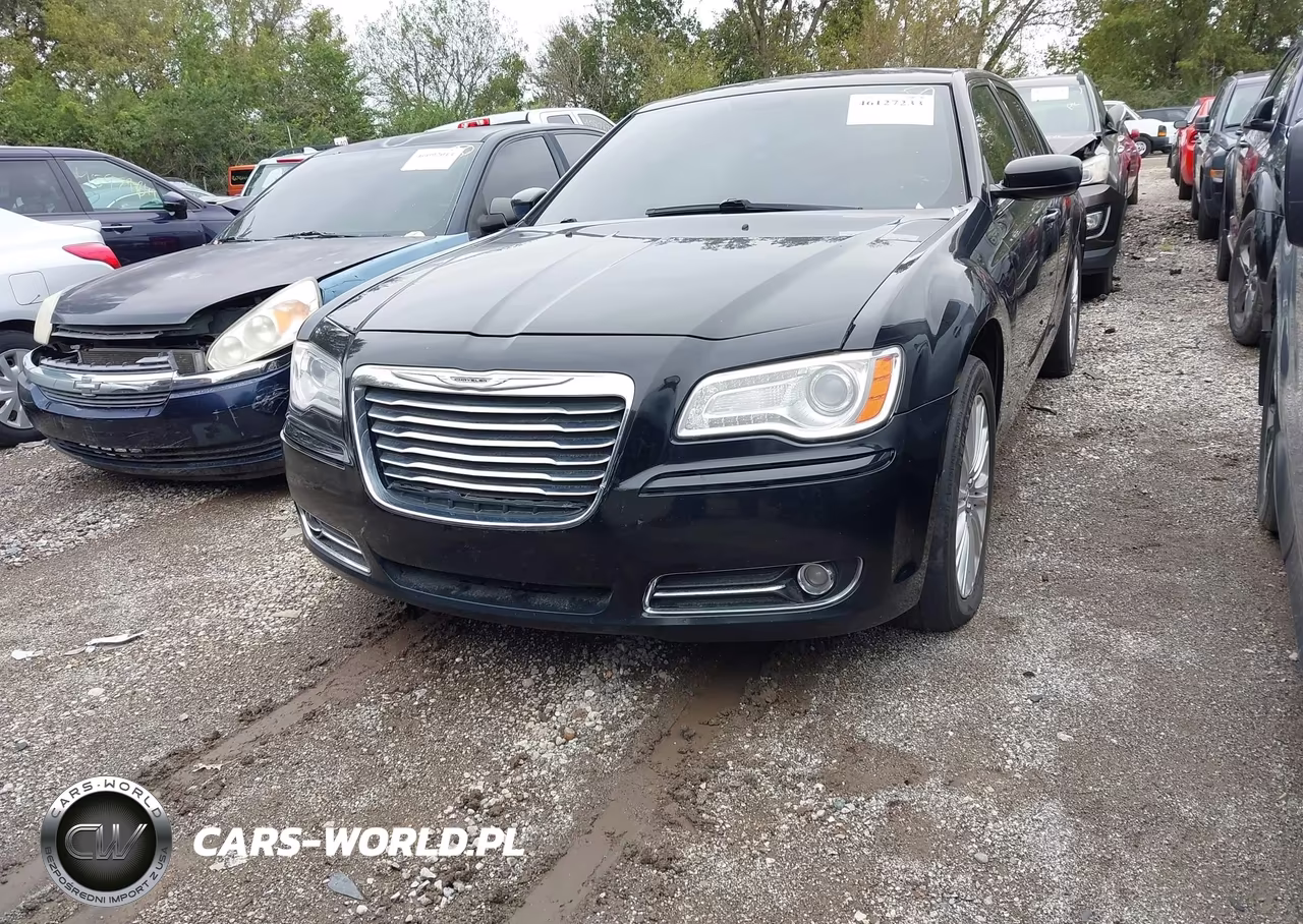 2014 Chrysler 300 VIN:2C3CCARG5EH201748 - 6