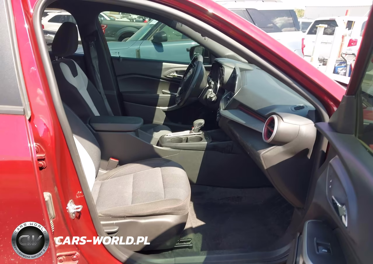 2024 Chevrolet Trax Fwd 1Rs VIN:KL77LGE2XRC165555 - 5