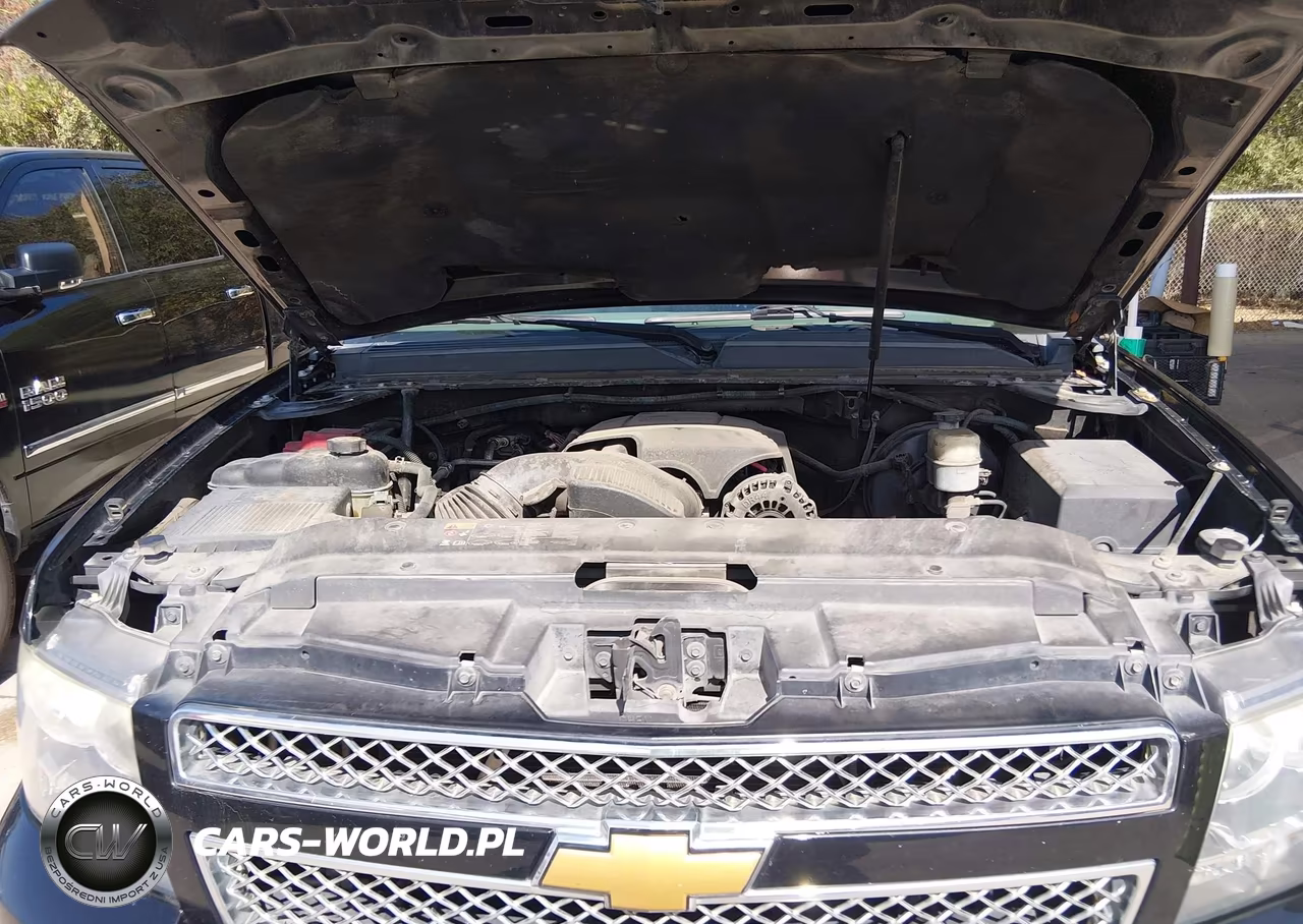2013 Chevrolet Suburban 1500 Ltz VIN:1GNSCKE06DR117952 - 10