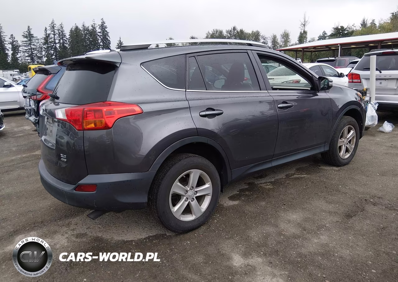 2013 Toyota Rav4 Xle VIN:2T3RFREV2DW094253 - 4