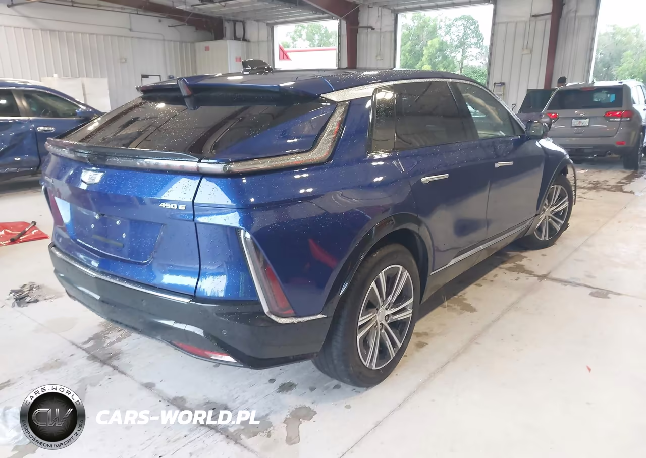 2024 Cadillac Lyriq Luxury W-1Se VIN:1GYKPSRK5RZ131285 - 4