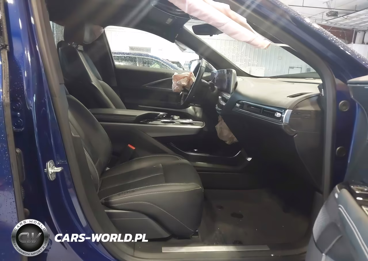 2024 Cadillac Lyriq Luxury W-1Se VIN:1GYKPSRK5RZ131285 - 5