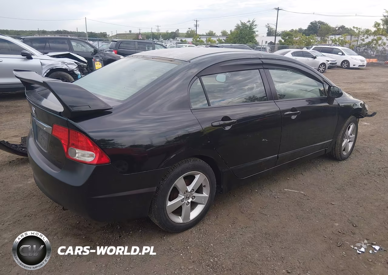 2010 Honda Civic Lx VIN:2HGFA1F52AH585937 - 4