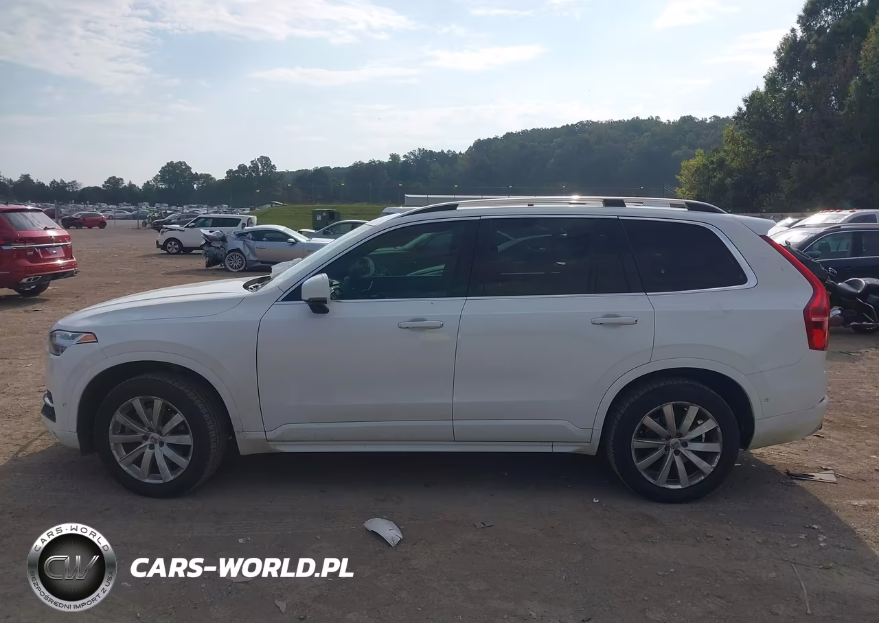 2018 Volvo Xc90 T5 Momentum VIN:YV4102CK7J1370111 - 14