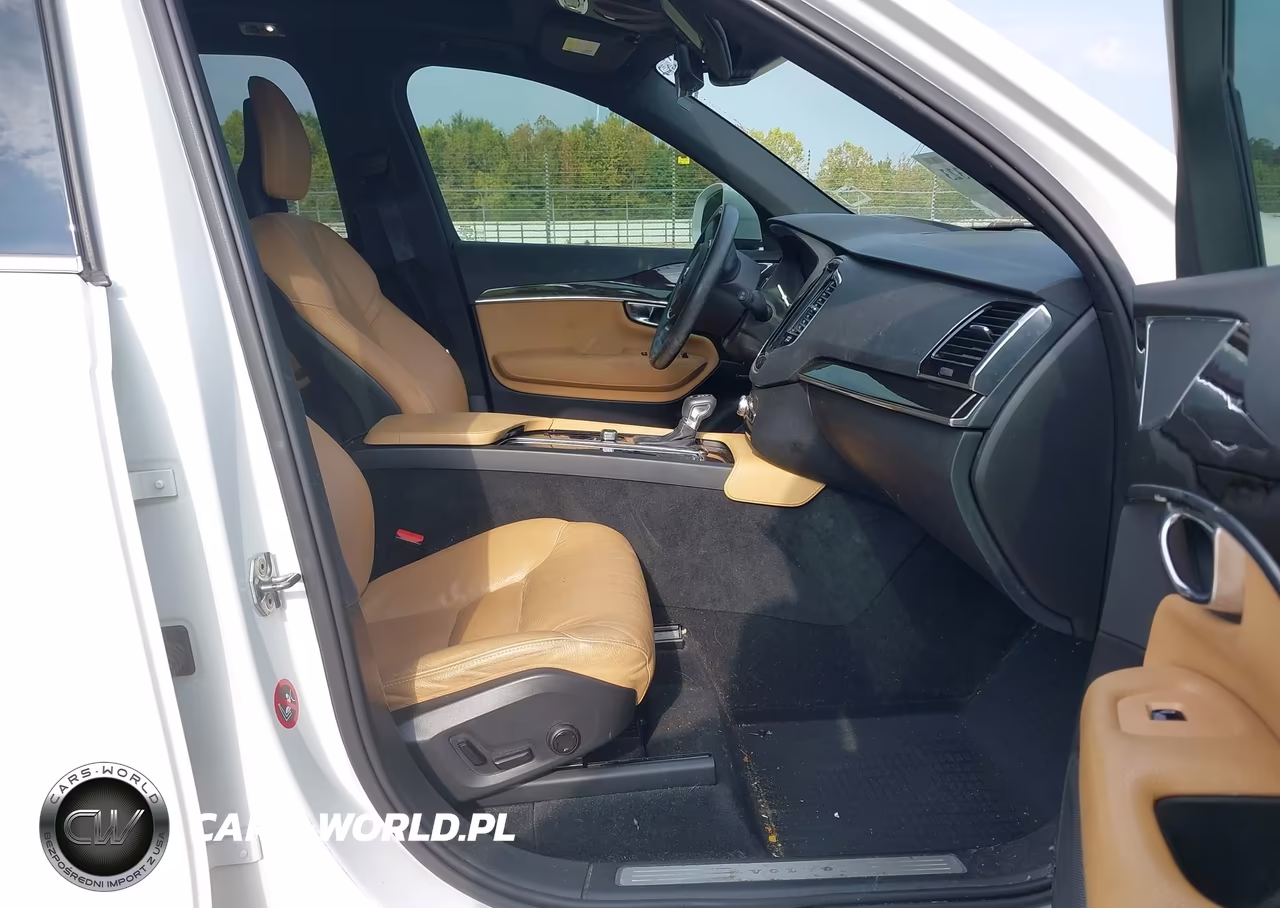 2018 Volvo Xc90 T5 Momentum VIN:YV4102CK7J1370111 - 5