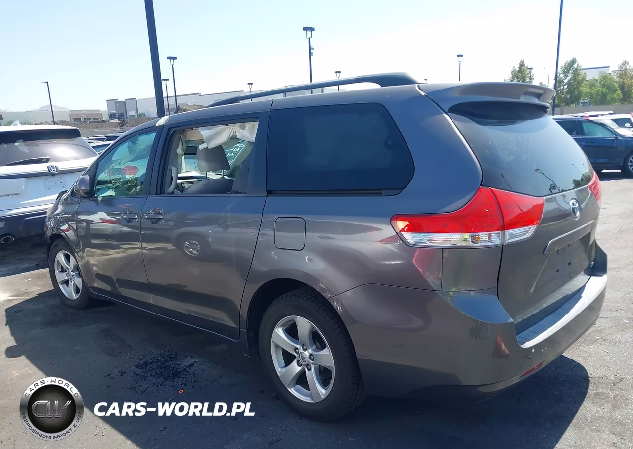 2014 Toyota Sienna Le V6 8 Passenger VIN:5TDKK3DC0ES444573 - 15