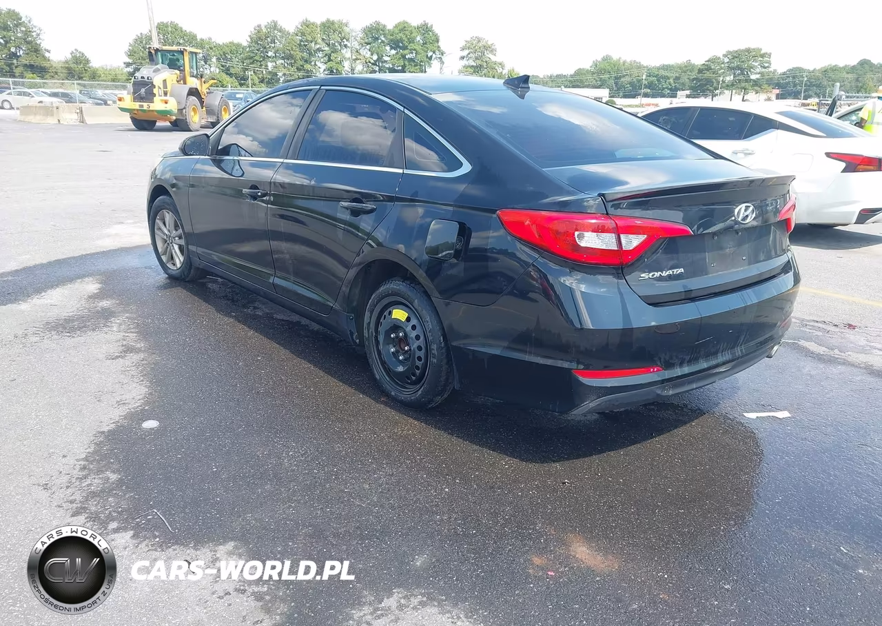 2016 Hyundai Sonata VIN:5NPE24AF7GH403688 - 3