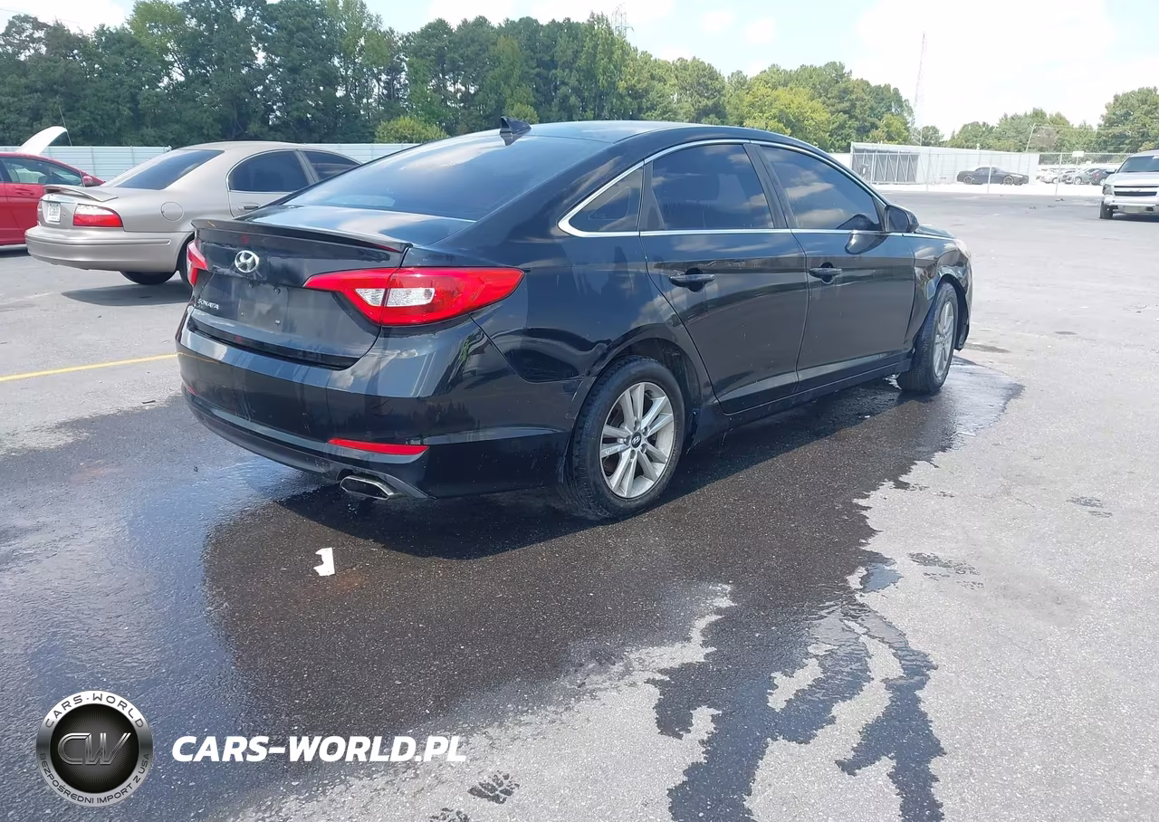 2016 Hyundai Sonata VIN:5NPE24AF7GH403688 - 4