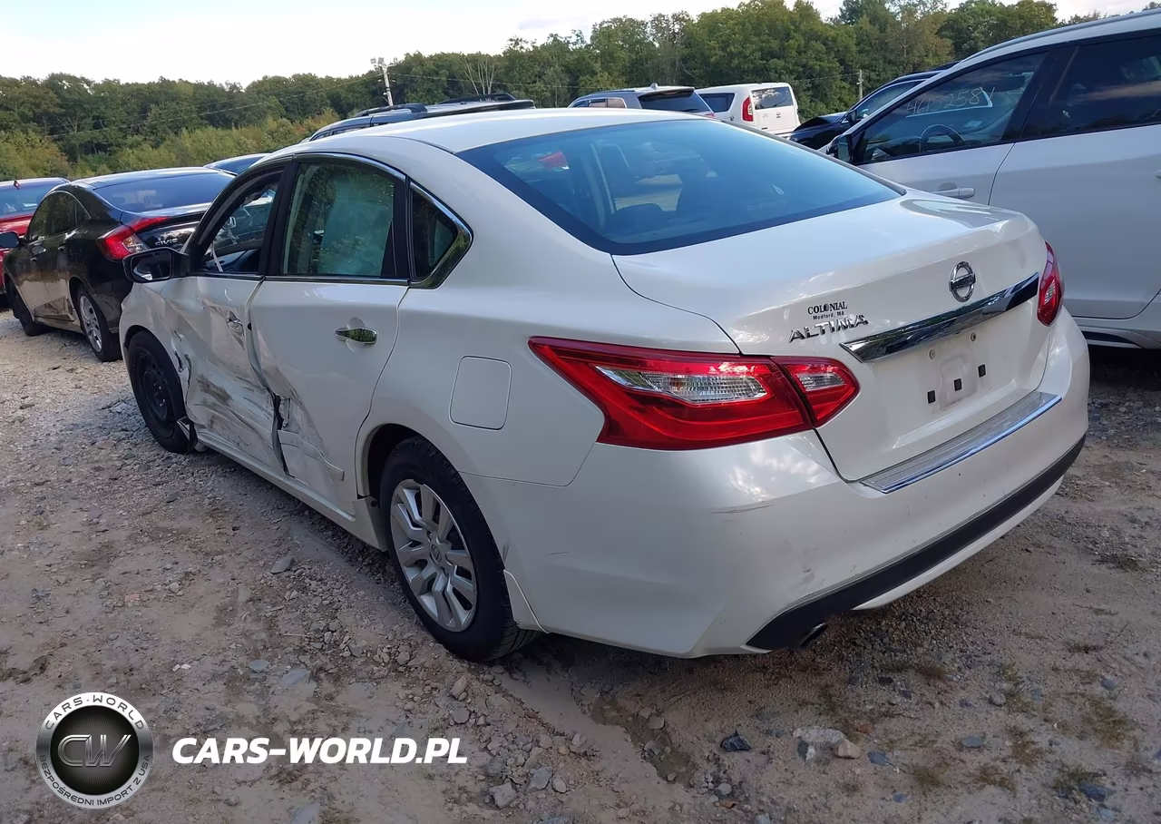 2017 Nissan Altima 2.5 S VIN:1N4AL3AP9HC130514 - 3
