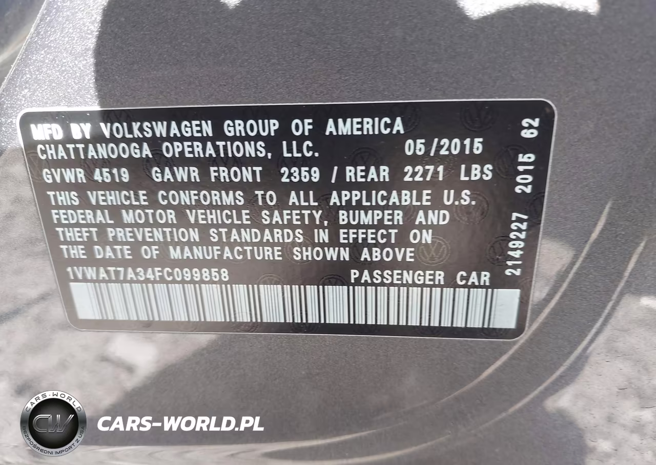 2015 Volkswagen Passat 1.8T Limited Edition VIN:1VWAT7A34FC099858 - 9