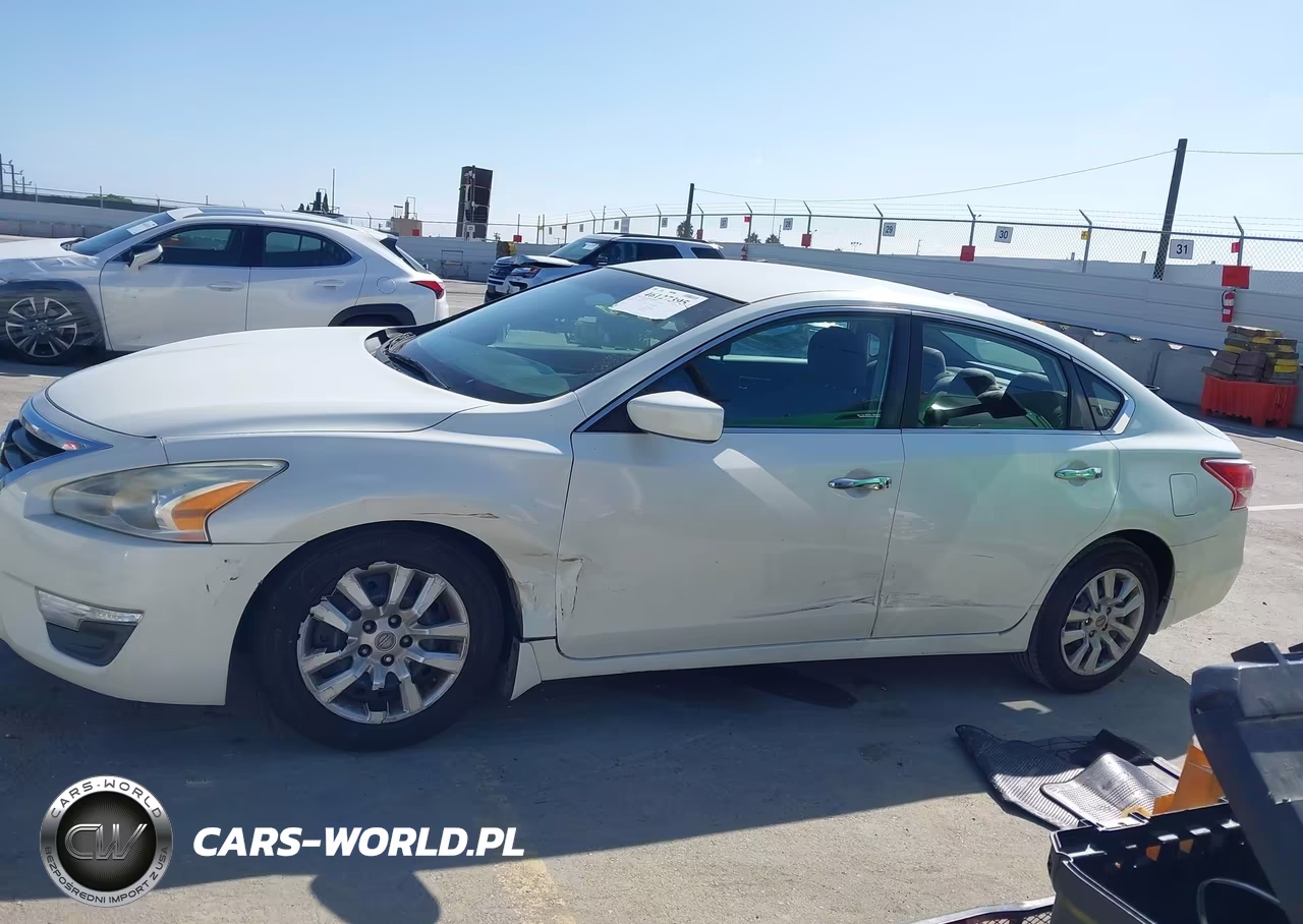 2013 Nissan Altima 2.5 S VIN:1N4AL3AP5DN525790 - 14