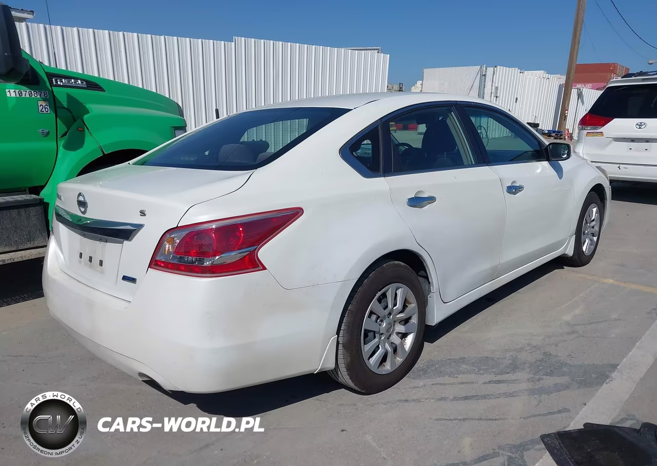 2013 Nissan Altima 2.5 S VIN:1N4AL3AP5DN525790 - 4