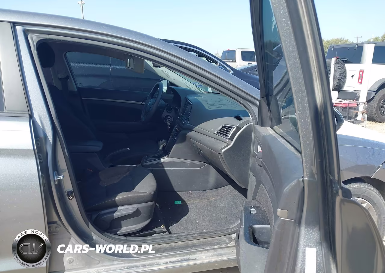2018 Hyundai Elantra Sel VIN:KMHD84LF9JU523492 - 5