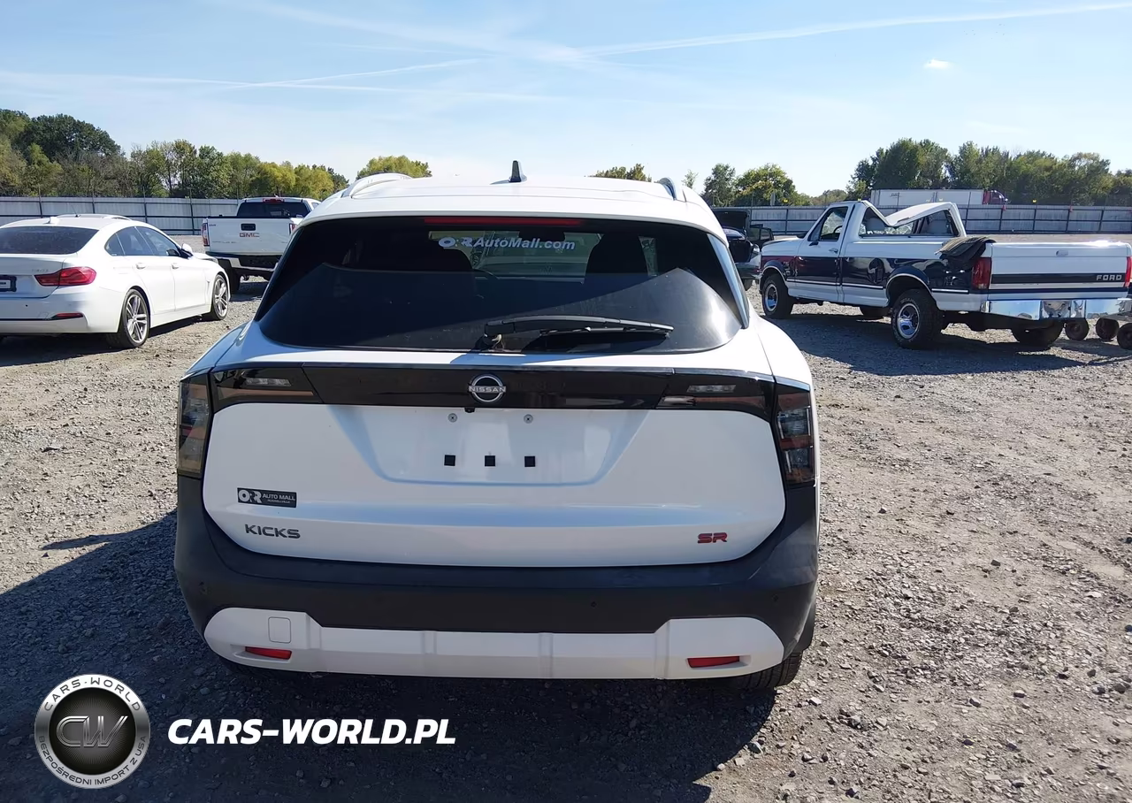 2026 Nissan Kicks Sr VIN:3N8AP6DA7TL332860 - 17