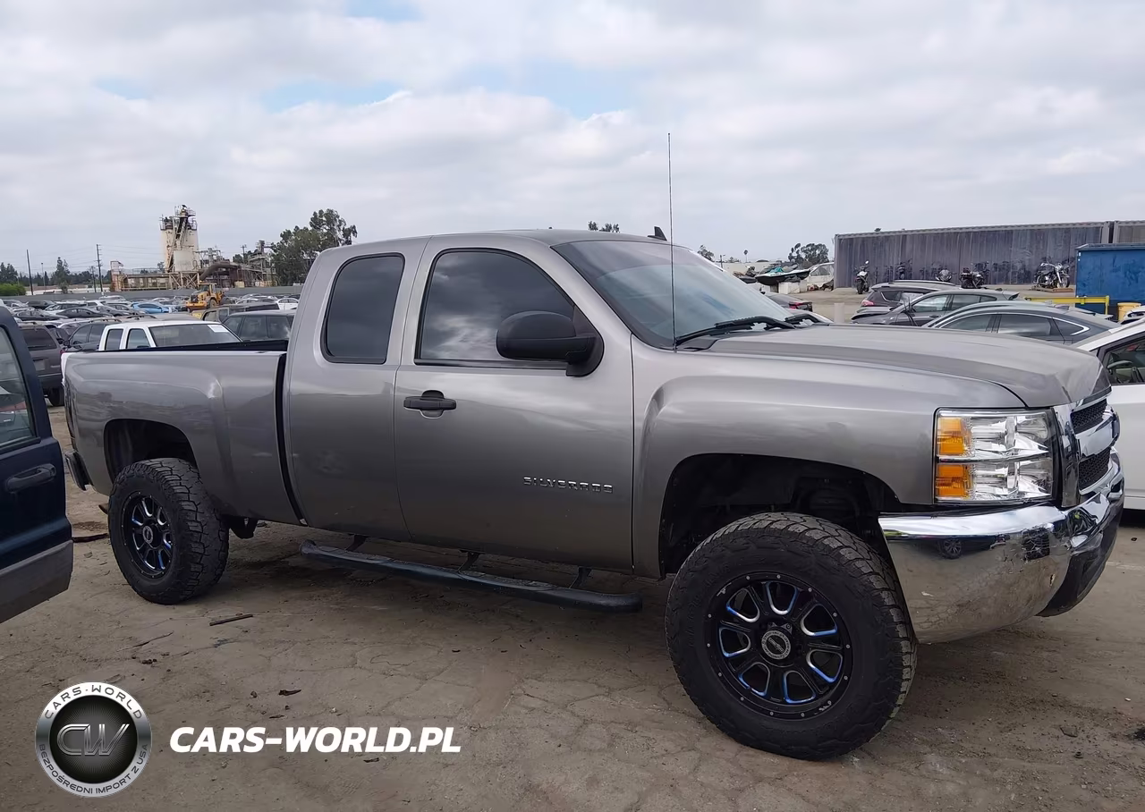 2012 Chevrolet Silverado 1500 Ls VIN:1GCRCREAXCZ284905 - 13