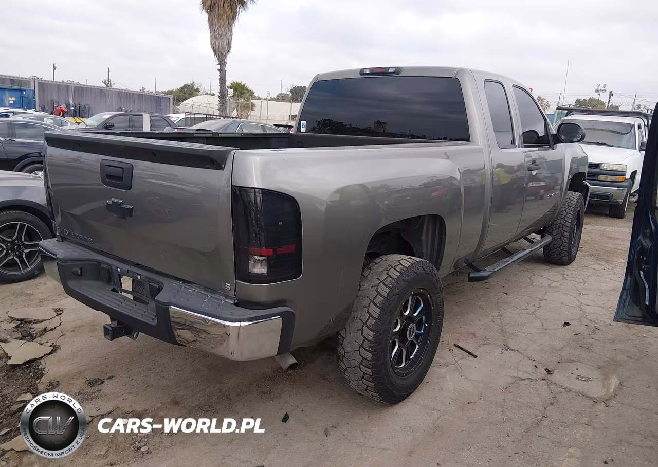 2012 Chevrolet Silverado 1500 Ls VIN:1GCRCREAXCZ284905 - 4