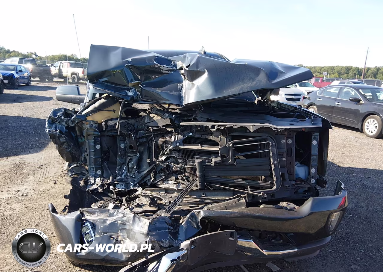 2017 Chevrolet Silverado 1500 2Lt VIN:1GCVKREC2HZ299330 - 13