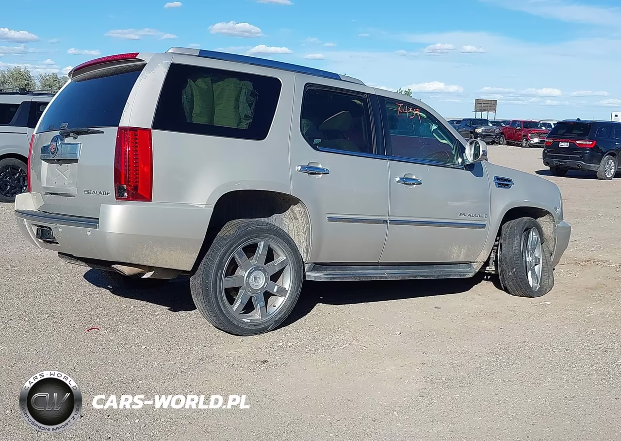 2007 Cadillac Escalade Standard VIN:1GYFK638X7R416128 - 4
