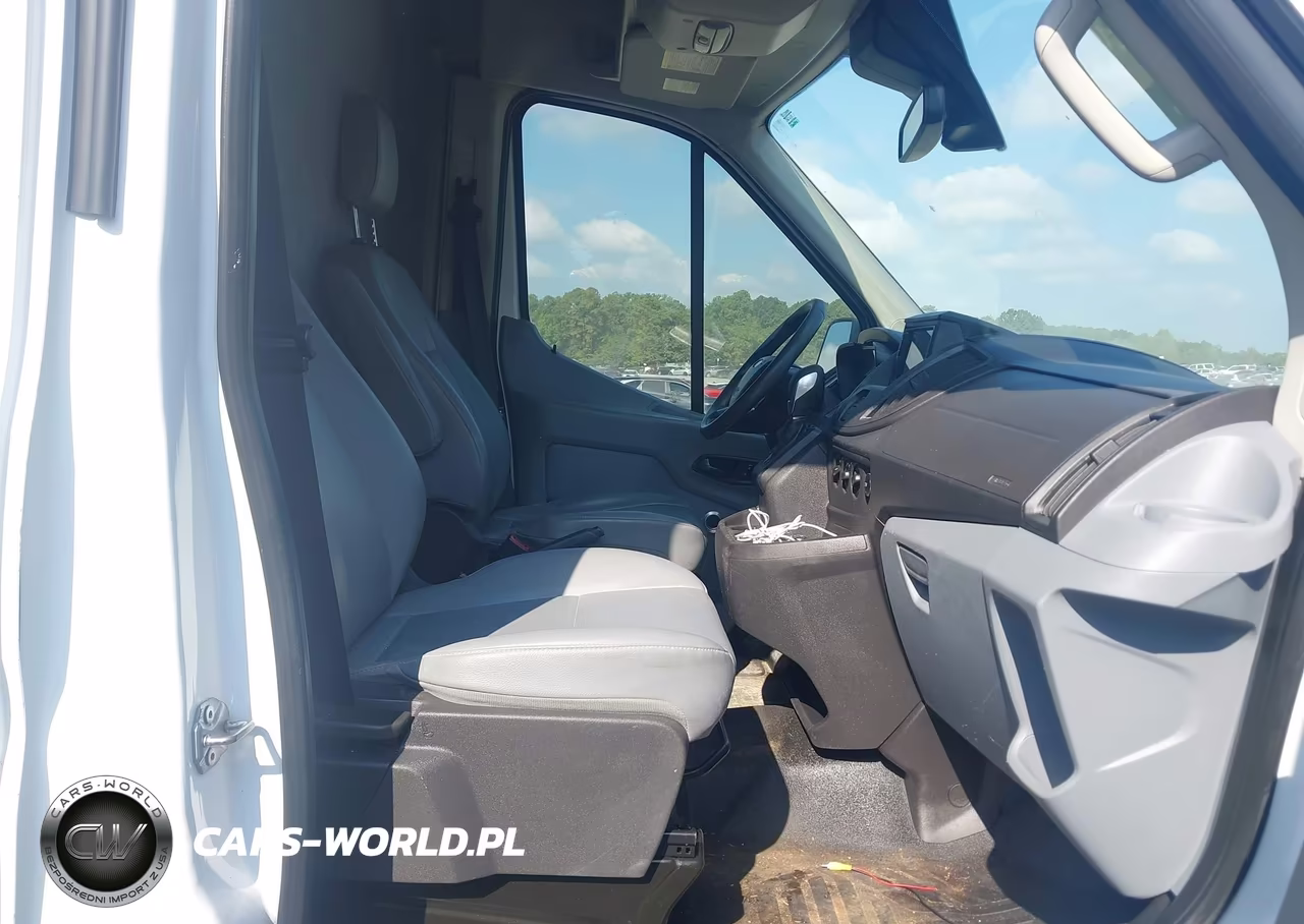 2015 Ford Transit-250 VIN:1FTNR2CM7FKA64118 - 5