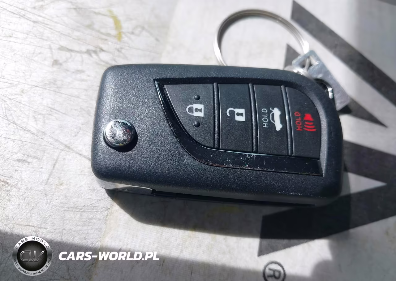 2021 Toyota Camry Le VIN:4T1C11AKXMU485659 - 11