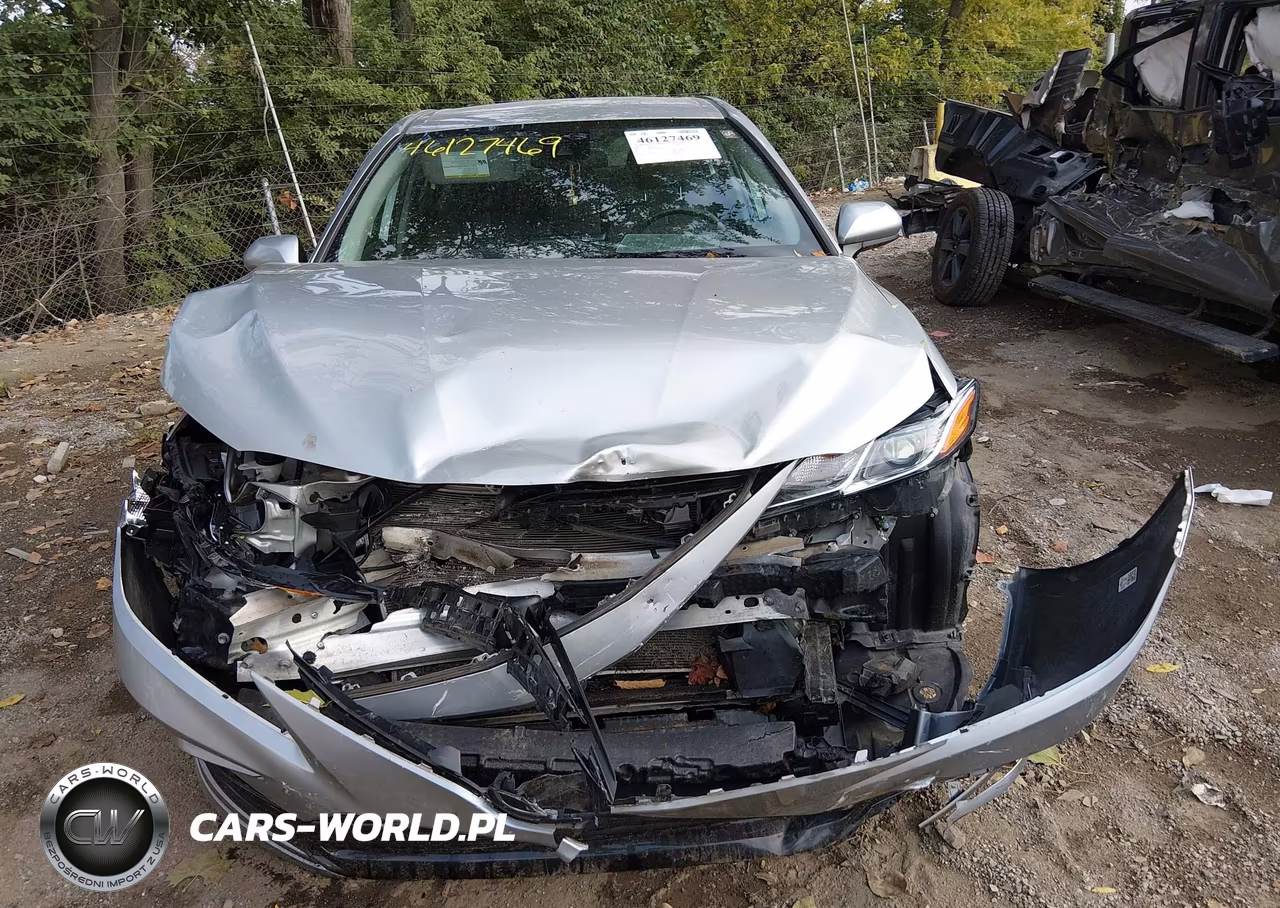 2021 Toyota Camry Le VIN:4T1C11AKXMU485659 - 12