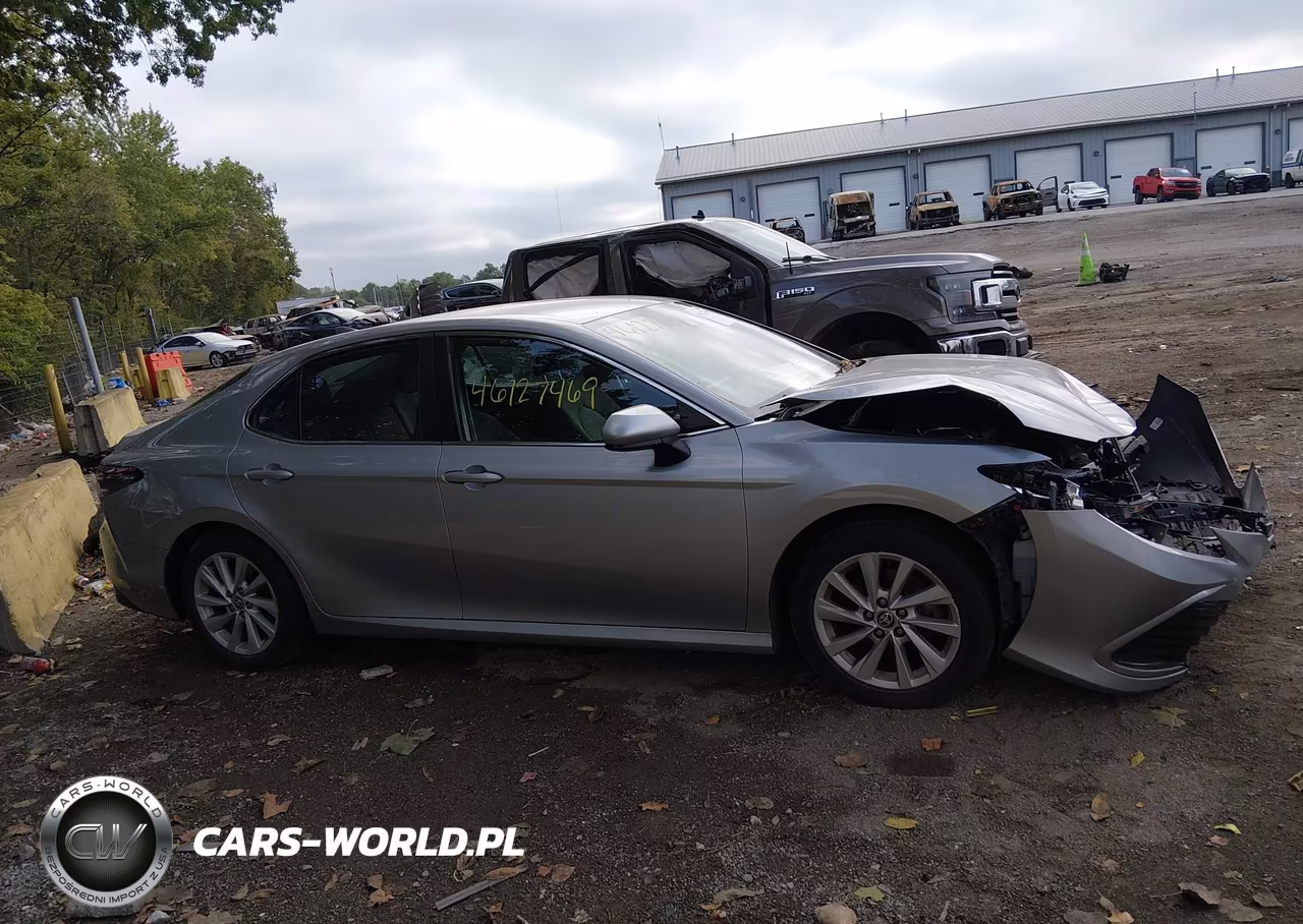 2021 Toyota Camry Le VIN:4T1C11AKXMU485659 - 13