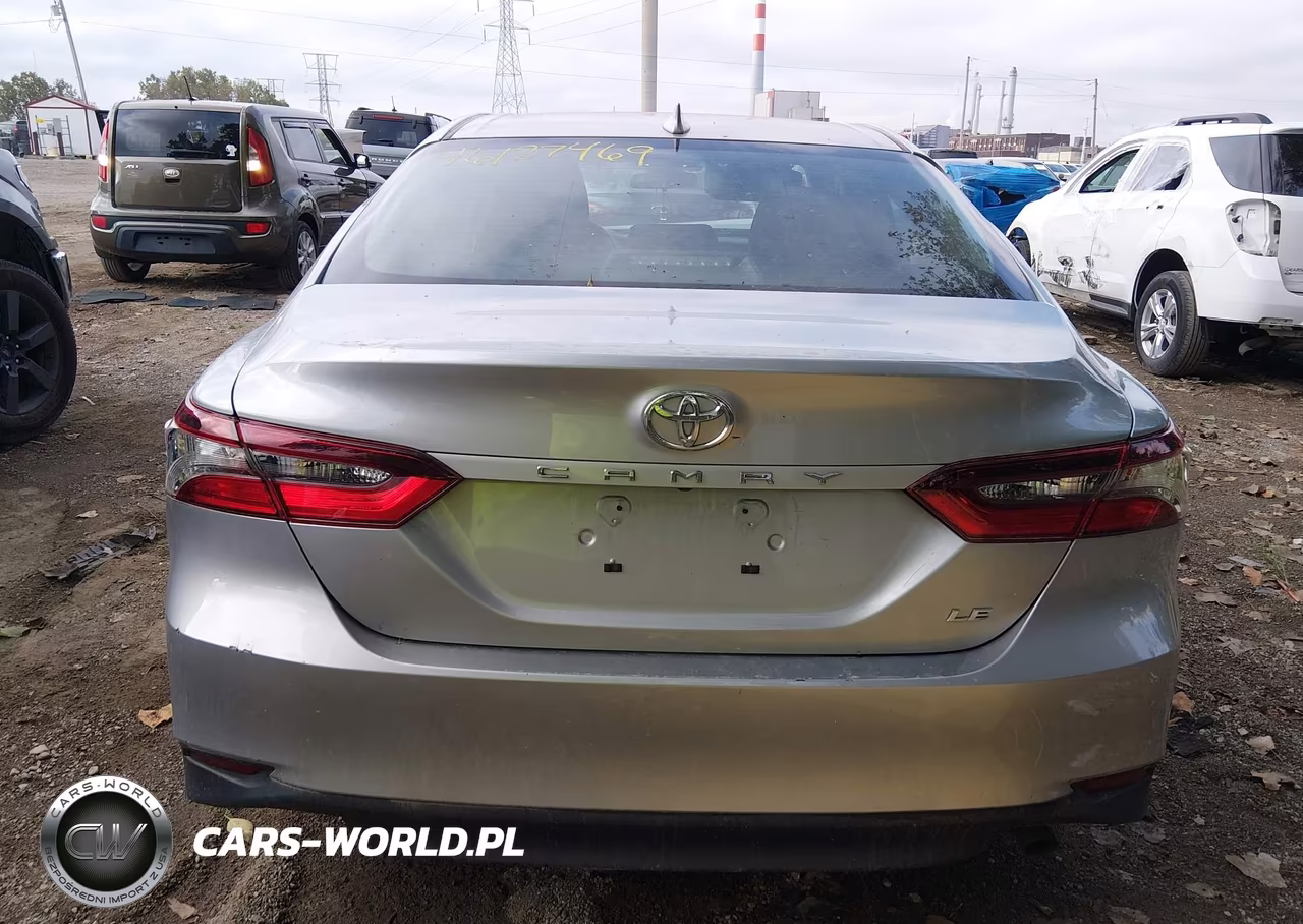 2021 Toyota Camry Le VIN:4T1C11AKXMU485659 - 16