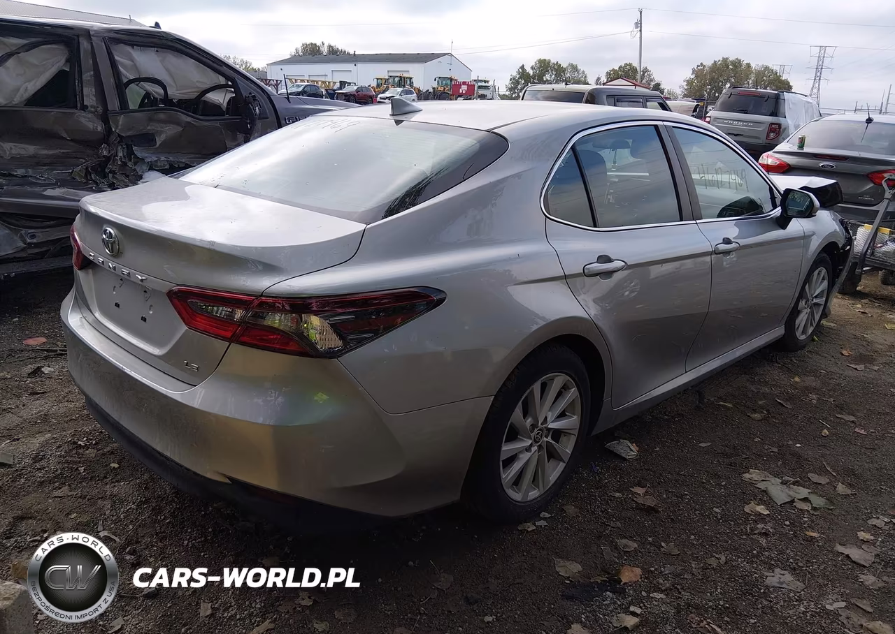 2021 Toyota Camry Le VIN:4T1C11AKXMU485659 - 4
