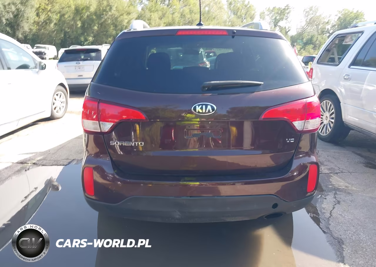 2015 Kia Sorento Lx V6 VIN:5XYKTDA71FG657752 - 16