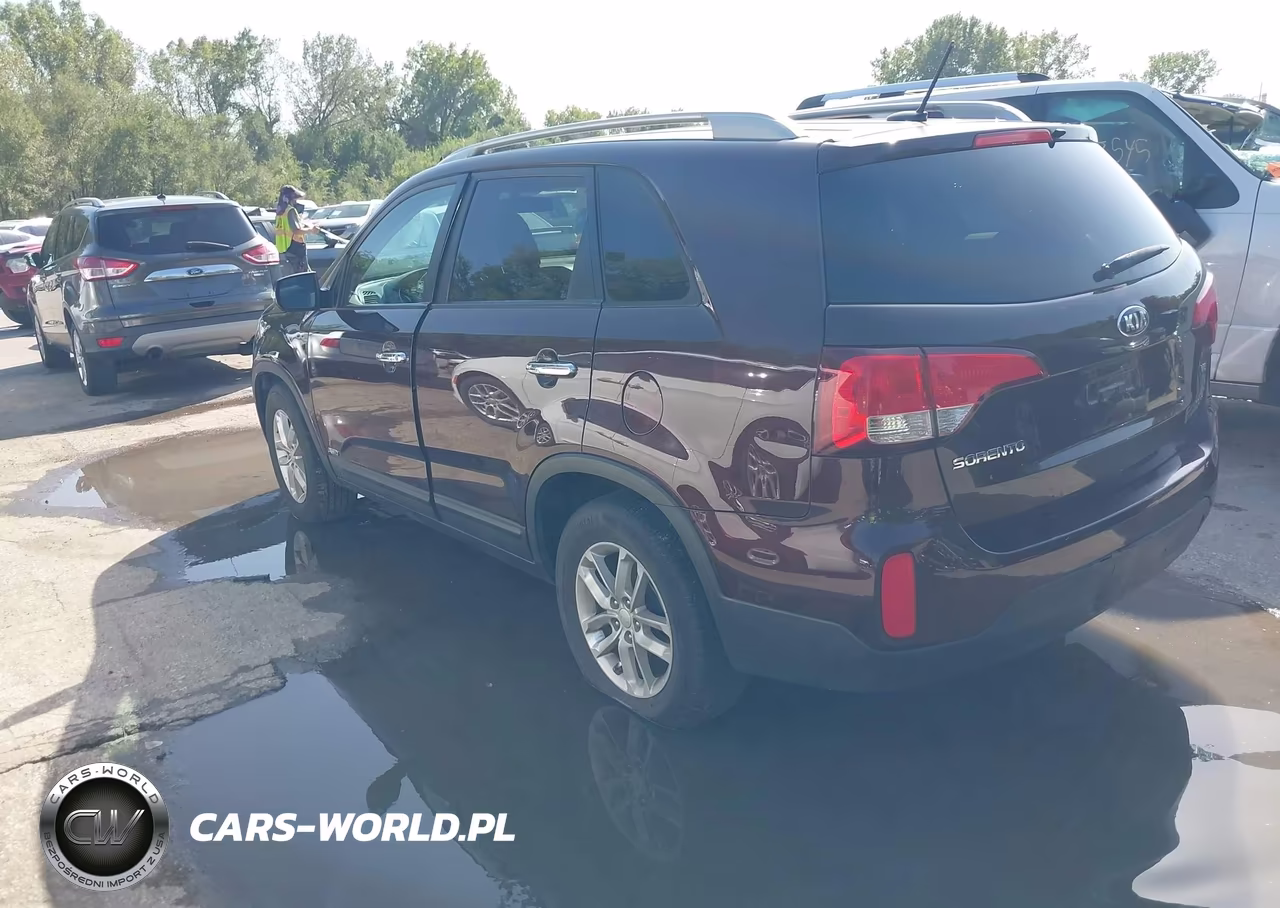 2015 Kia Sorento Lx V6 VIN:5XYKTDA71FG657752 - 3