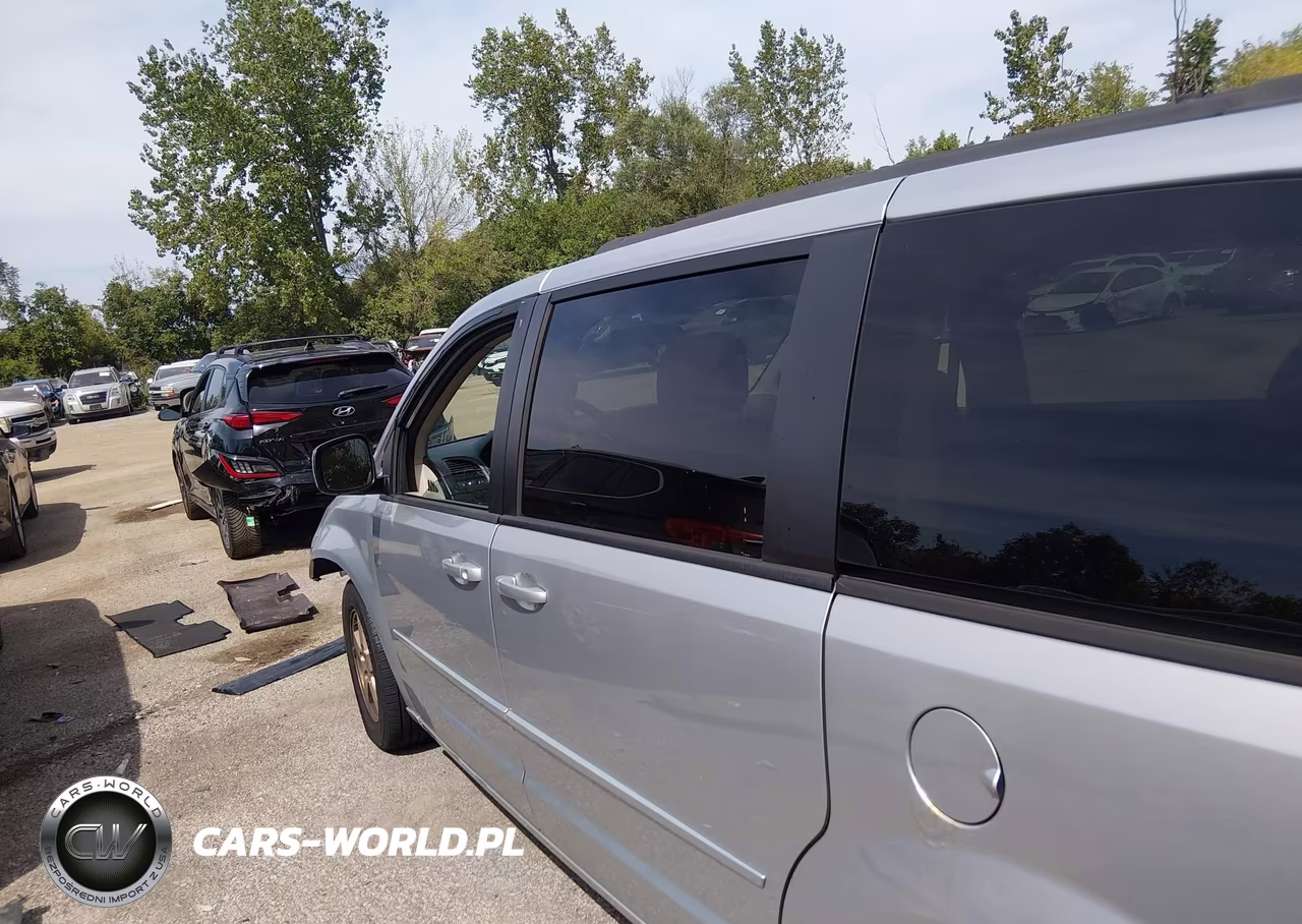 2012 Dodge Grand Caravan Sxt VIN:2C4RDGCG1CR394874 - 15
