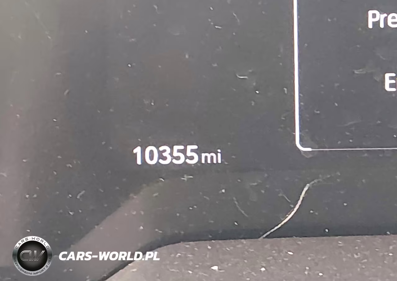 2026 Toyota Corolla Cross Le VIN:7MUCAABG0TV157321 - 11