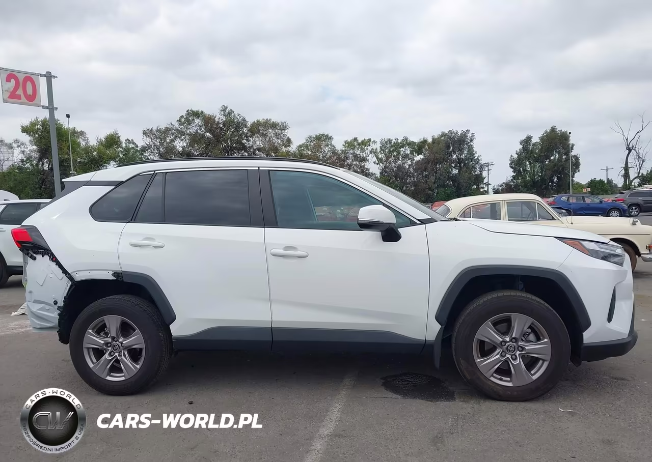 2023 Toyota Rav4 Xle VIN:2T3W1RFV6PW269947 - 14