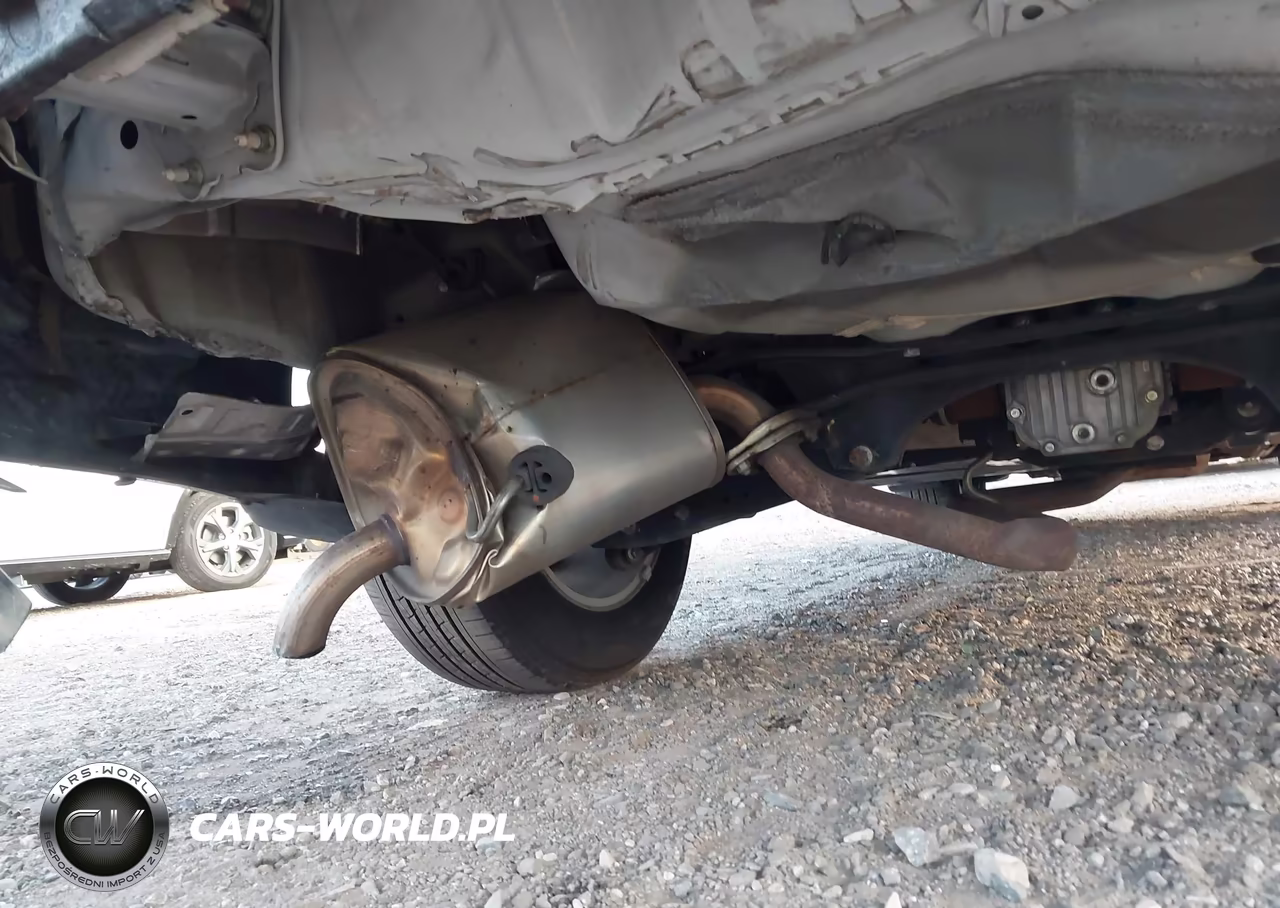 2019 Subaru Outback 2.5I Premium VIN:4S4BSAFC1K3348722 - 17