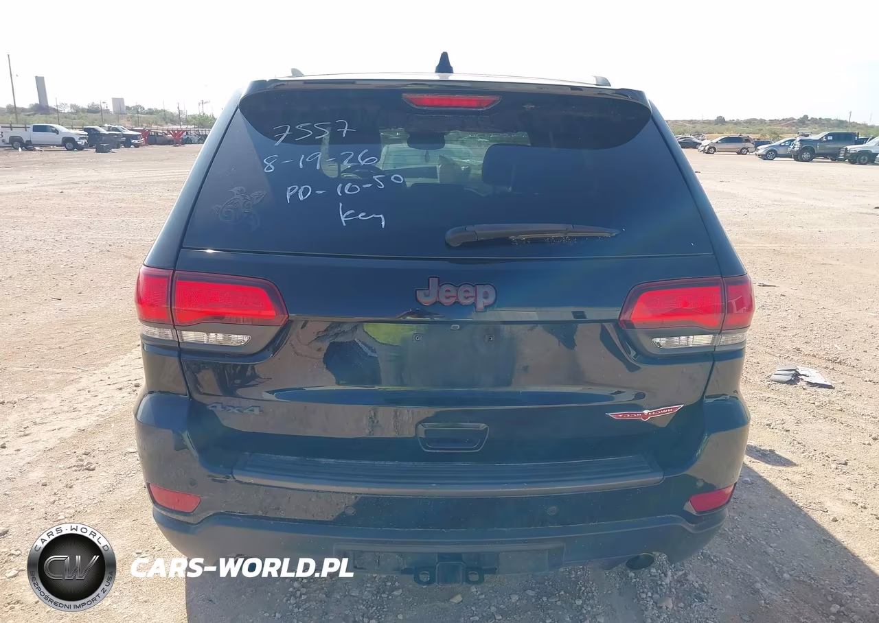 2020 Jeep Grand Cherokee Trailhawk 4X4 VIN:1C4RJFLG2LC347557 - 17