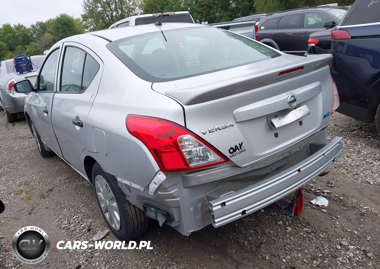 2016 Nissan Versa 1.6 S+ VIN:3N1CN7AP1GL843501 - 3