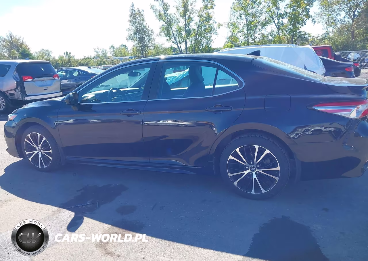 2019 Toyota Camry Se VIN:4T1B11HK2KU264295 - 14