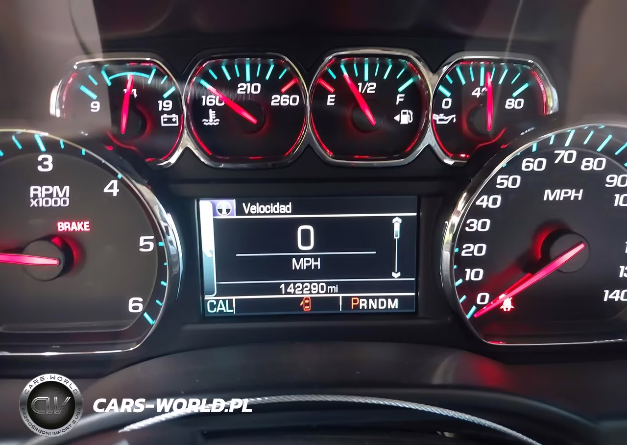 2016 Chevrolet Tahoe Ls VIN:1GNSKAKC1GR239473 - 15