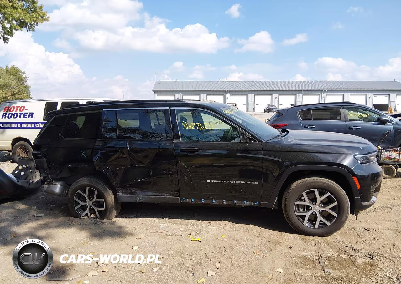 2024 Jeep Grand Cherokee L Limited 4X4 VIN:1C4RJKBG4R8602683 - 14