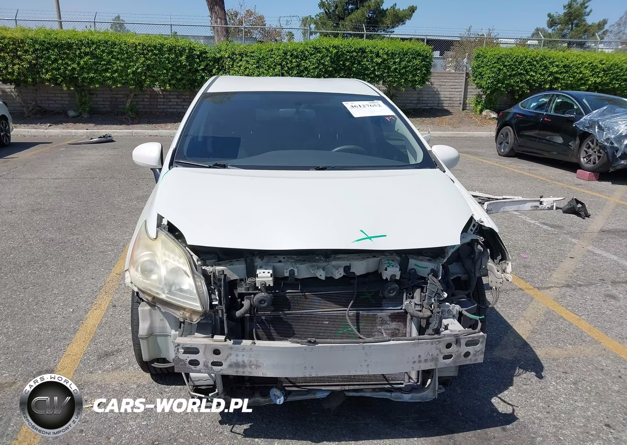 2015 Toyota Prius Three VIN:JTDKN3DU8F1917490 - 13