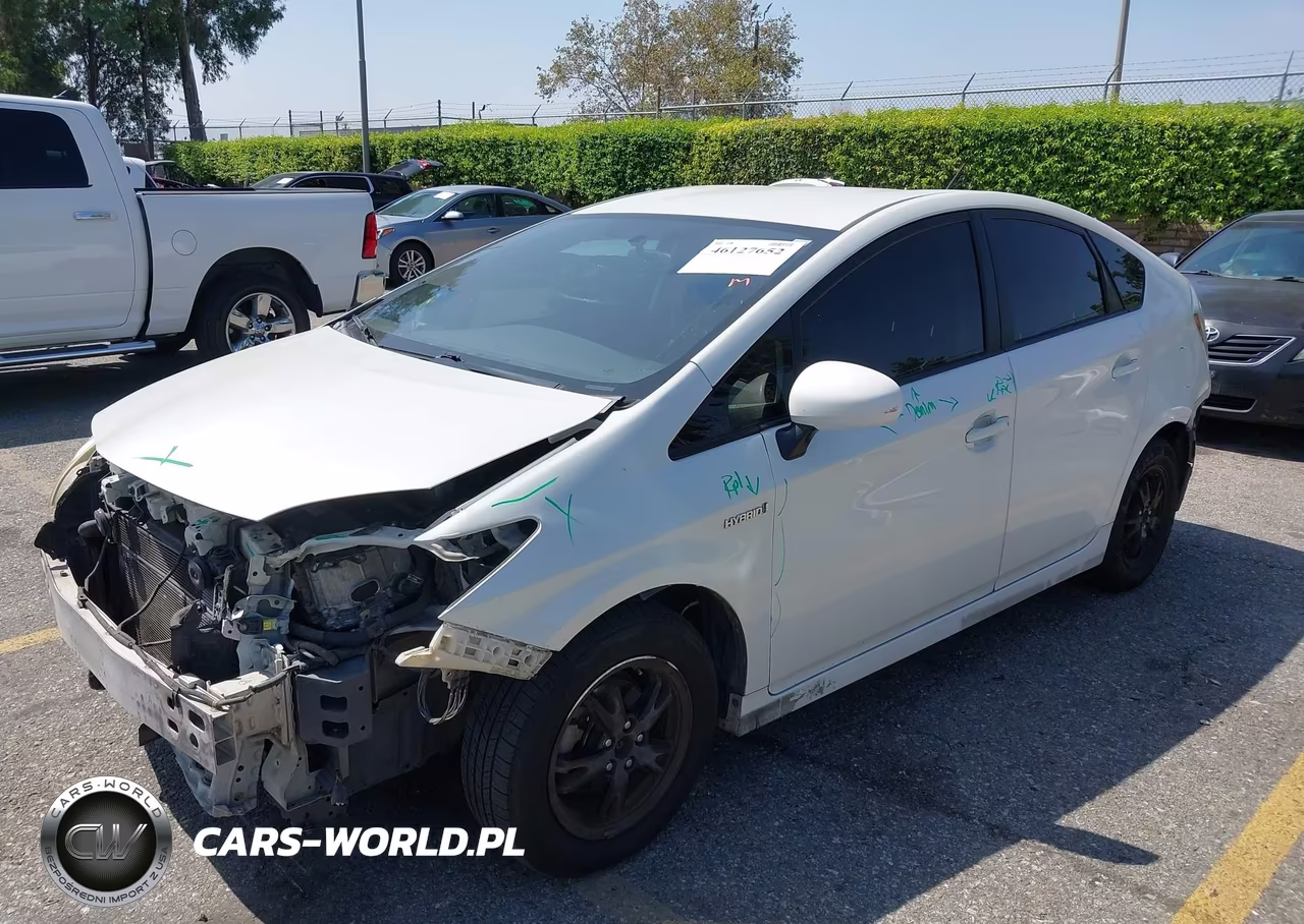 2015 Toyota Prius Three VIN:JTDKN3DU8F1917490 - 2