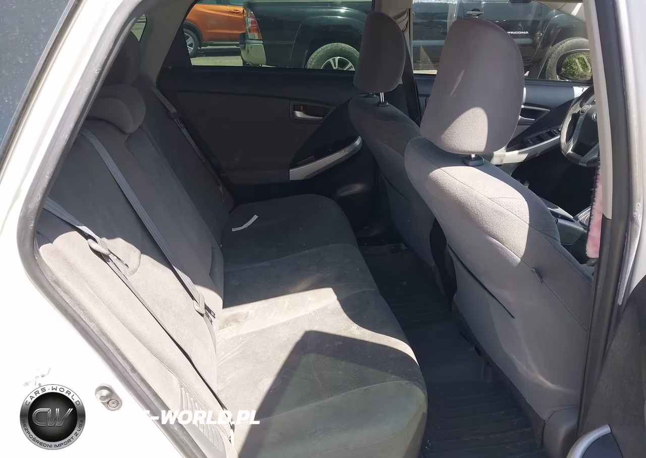 2015 Toyota Prius Three VIN:JTDKN3DU8F1917490 - 8