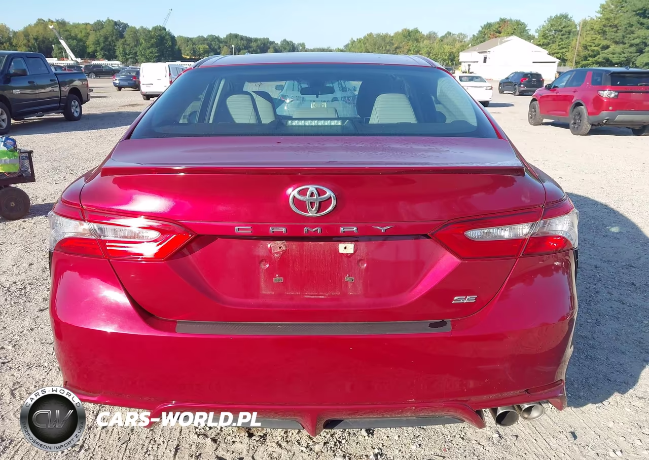 2018 Toyota Camry Se VIN:4T1B11HK3JU574941 - 16