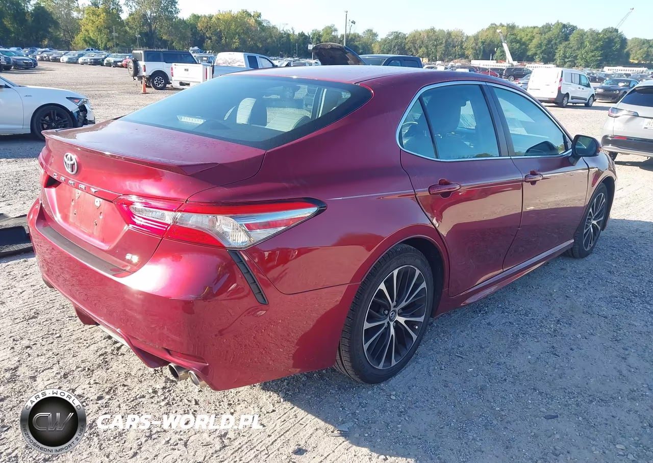 2018 Toyota Camry Se VIN:4T1B11HK3JU574941 - 4