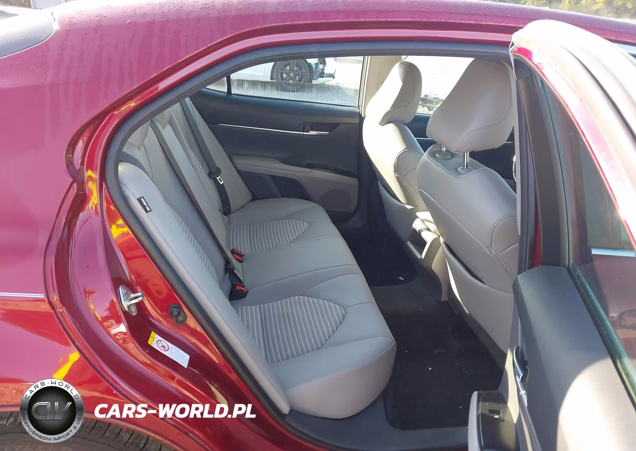 2018 Toyota Camry Se VIN:4T1B11HK3JU574941 - 8